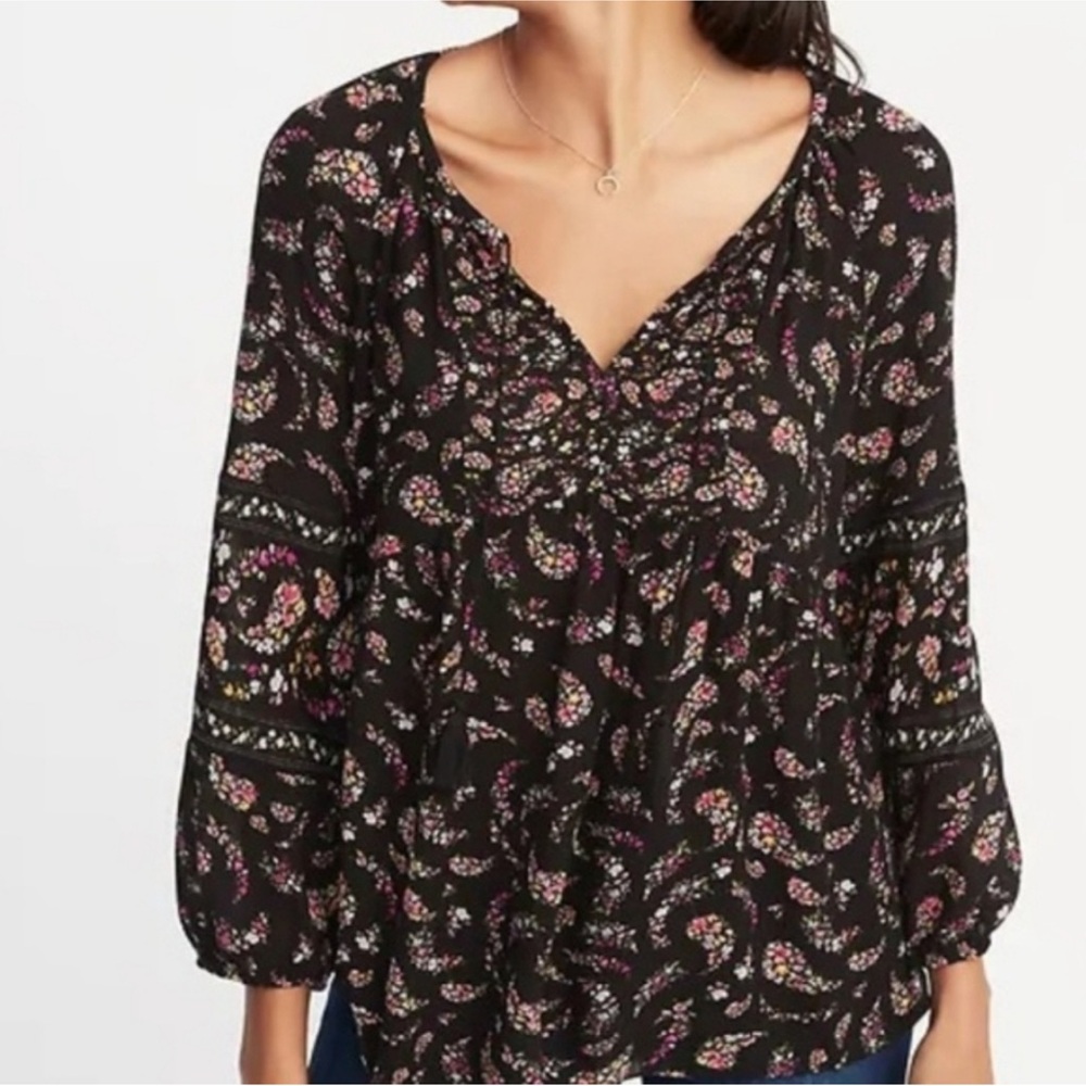 Old navy black floral paisley print balloon sleeve blouse M